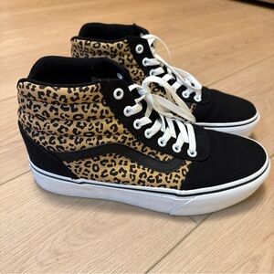 Vans Sk8-Hi Leopard Print High Top Sneakers Women’s 9 Black